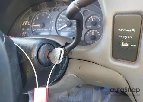 2002 Chevrolet S-10 Ls z USA, uszkodzony, nr VIN 1GCCS19W628118207